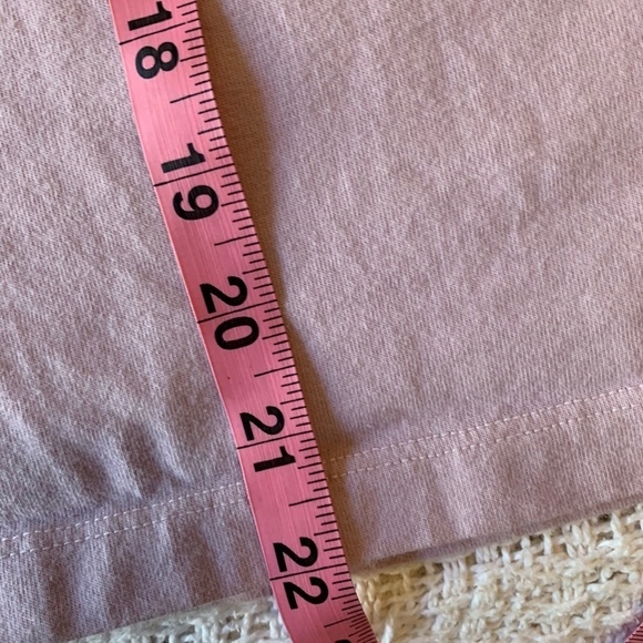 UT Uniqlo Disney Light Pink Short Sleeve T-Shirt Minnie Women's Size XS (1291) - Picture 9 of 9